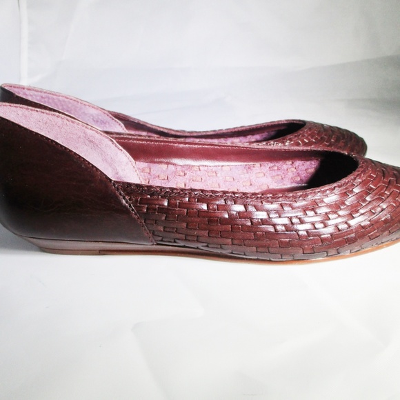 Women's East Fifth Brown Slip On Flats - Picture 3 of 6
